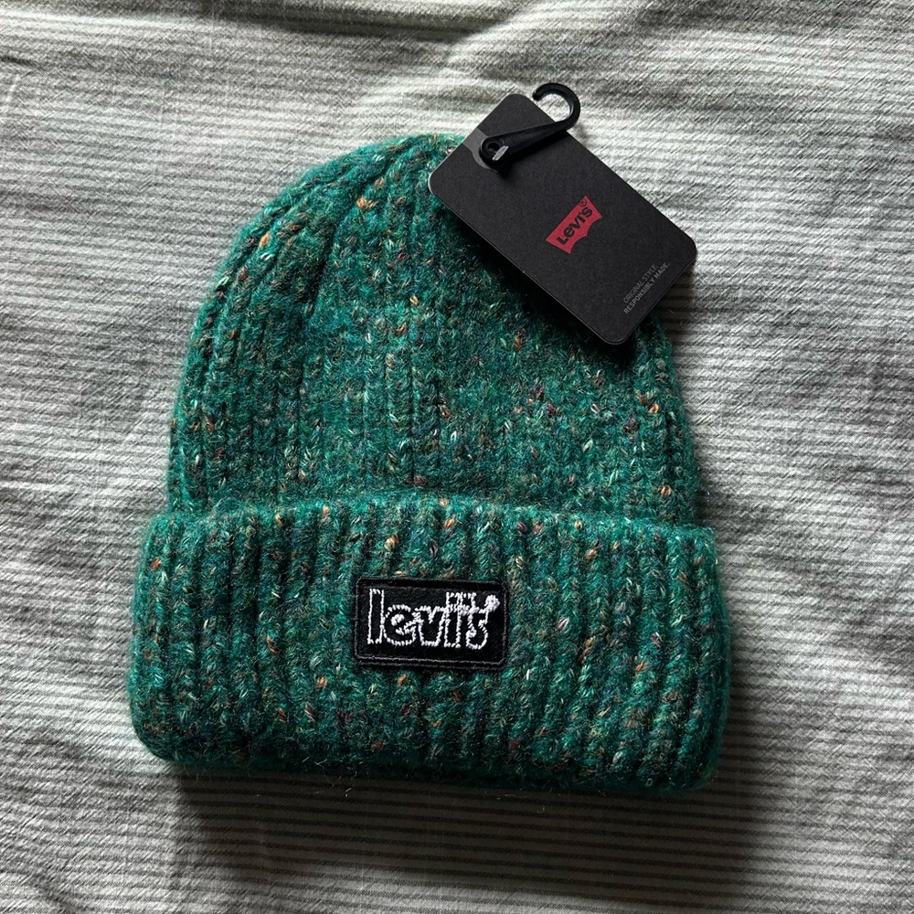 Levi’s Chunky Beanie NWT